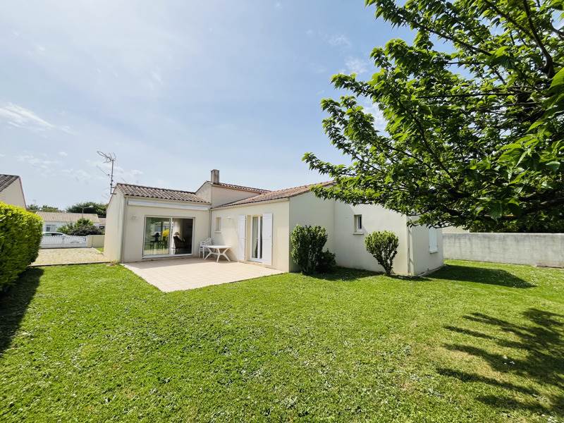 Vente Maison STE SOULLE - 5 pièces -122 m² - (17220)