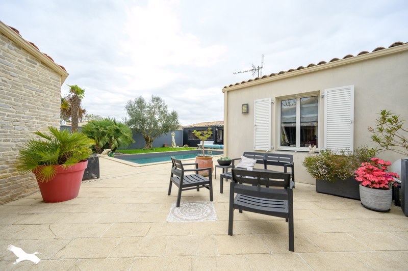 Vente Maison DOMPIERRE SUR MER - 6 pièces -175 m² - (17139)