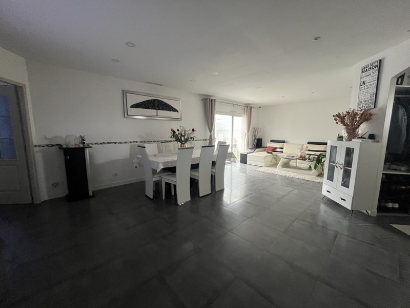 Vente Maison PUILBOREAU - 6 pièces -140 m² - (17138)