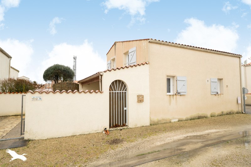 Vente Maison ST DENIS D OLERON - 4 pièces -58,2 m² - (17650)