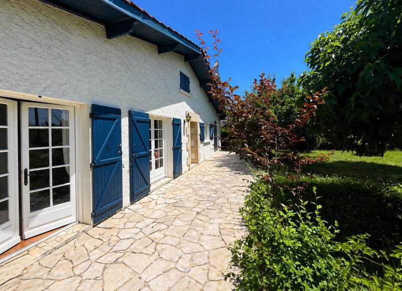 Vente Maison LORMONT - 4 pièces -120 m² - (33310)