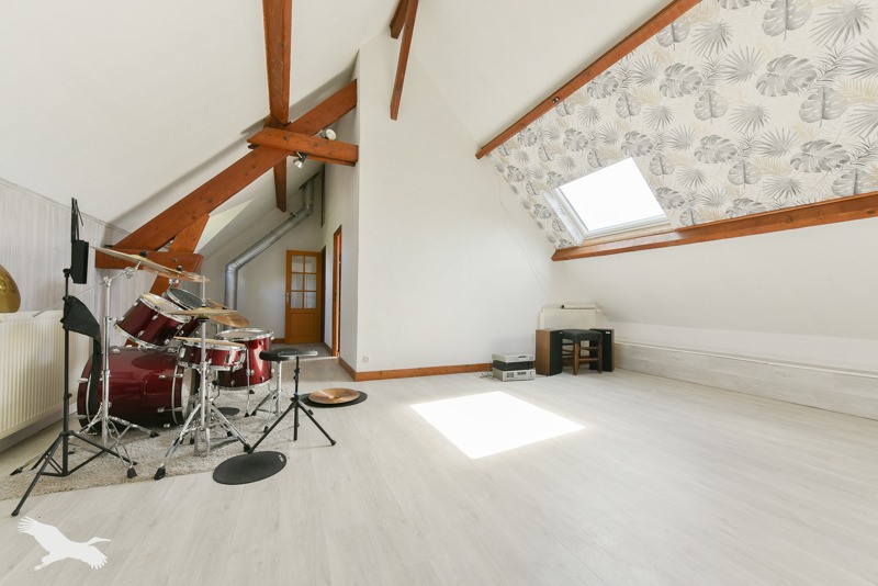 Vente Maison VEUZAIN SUR LOIRE - 7 pièces -158 m² - (41150)