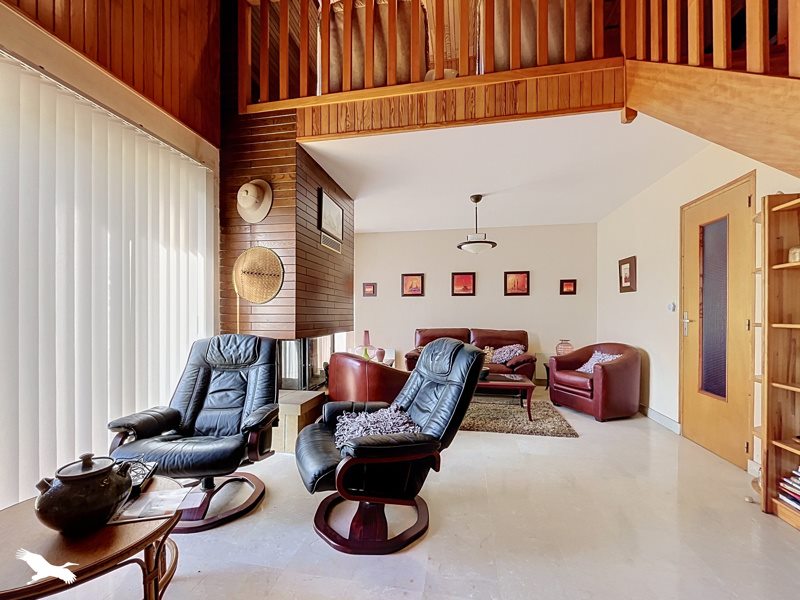 Vente Maison Châteauneuf-du-Faou - 6 pièces -162 m² - (29520)