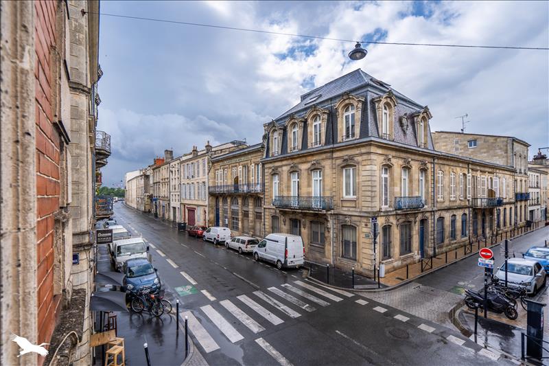 Vente Appartement BORDEAUX - 2 pièces -39 m² - (33000)