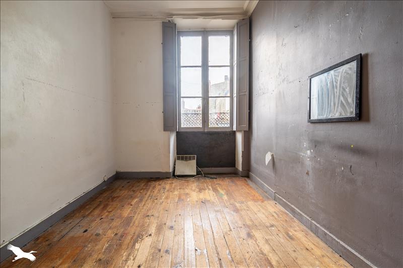 Vente Appartement BORDEAUX - 3 pièces -82 m² - (33300)