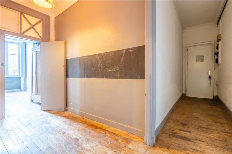 Vente Appartement BORDEAUX - 3 pièces -82 m² - (33300)