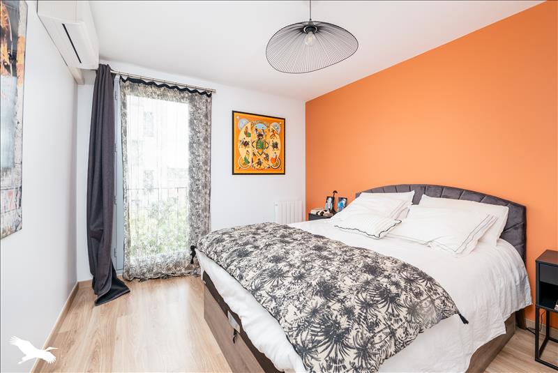 Vente Appartement BORDEAUX - 4 pièces -90 m² - (33300)