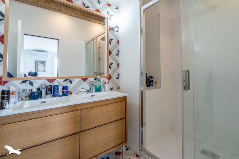 Vente Appartement BORDEAUX - 6 pièces -142 m² - (33000)