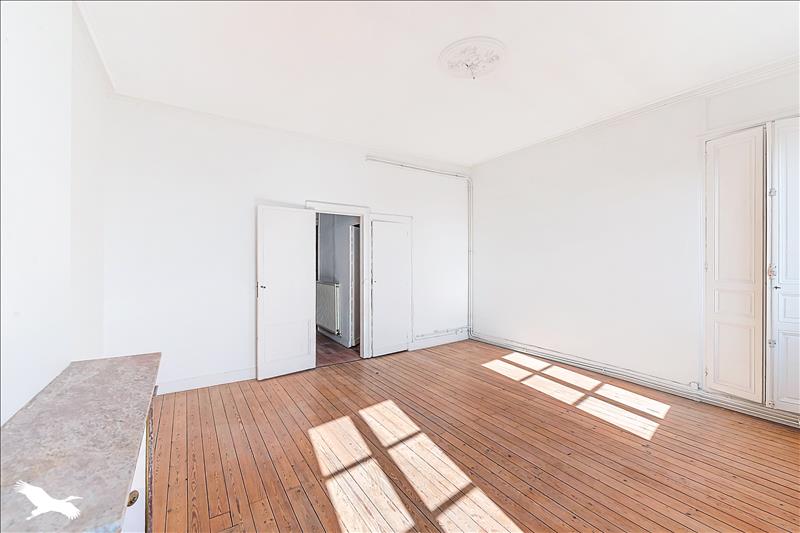 Vente Appartement BORDEAUX - 2 pièces -83 m² - (33000)