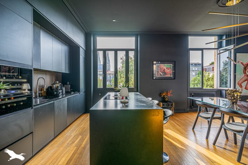 Vente Appartement BORDEAUX - 4 pièces -100 m² - (33000)