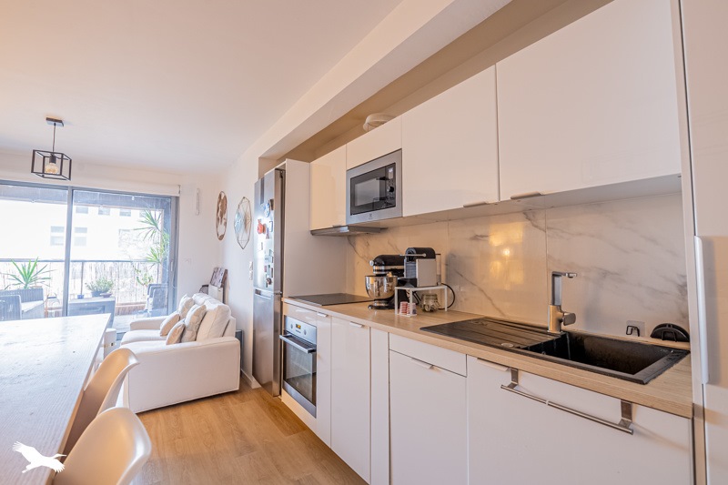 Vente Appartement BORDEAUX - 3 pièces -63 m² - (33000)