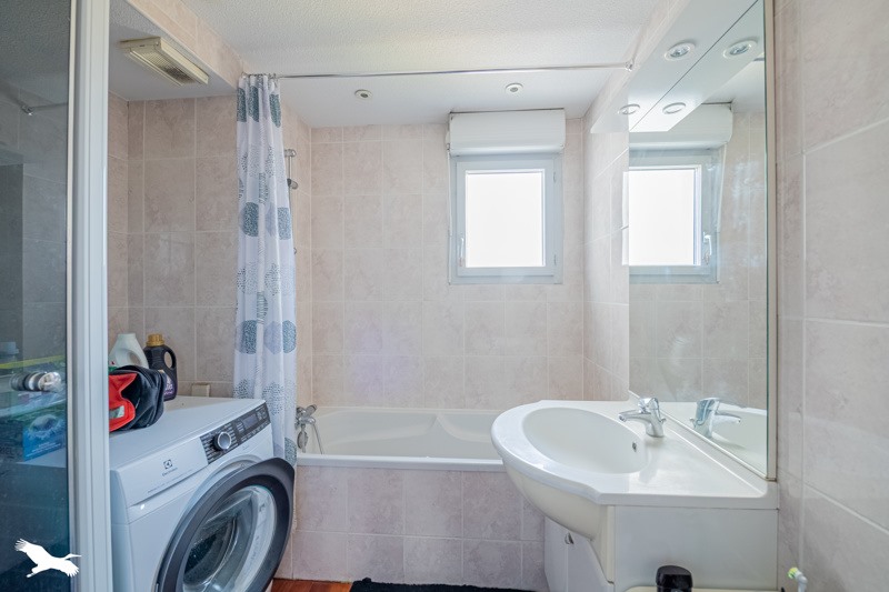 Vente Appartement BORDEAUX - 3 pièces -68 m² - (33300)