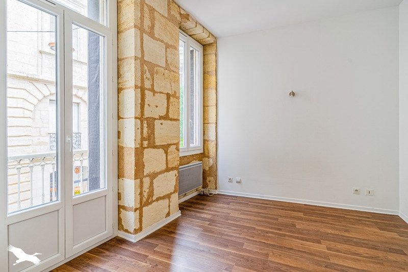 Vente Appartement BORDEAUX - 2 pièces -40 m² - (33300)