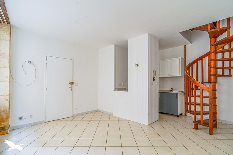 Vente Appartement BORDEAUX - 2 pièces -40 m² - (33300)