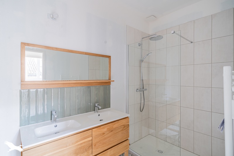 Vente Appartement BORDEAUX - 3 pièces -74 m² - (33300)