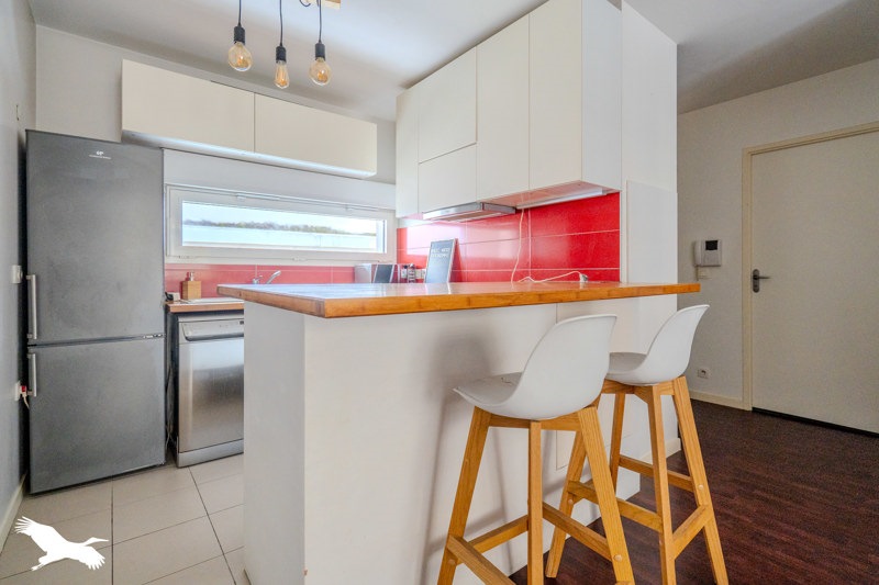 Vente Appartement BORDEAUX - 2 pièces -43 m² - (33300)
