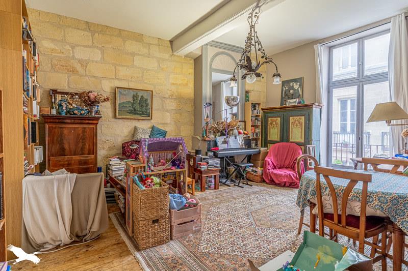 Vente Appartement BORDEAUX - 3 pièces -81 m² - (33000)