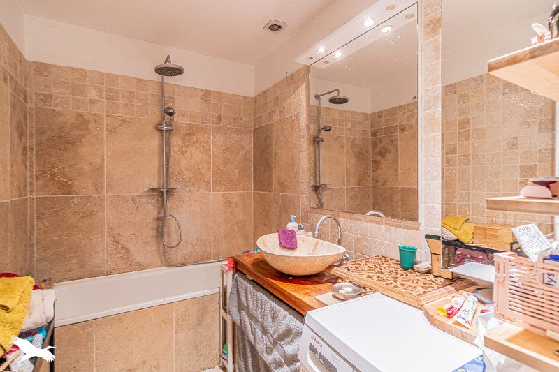 Vente Appartement BORDEAUX - 3 pièces -81 m² - (33000)