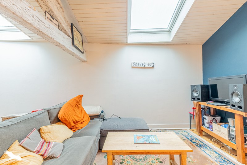 Vente Appartement BORDEAUX - 2 pièces -49 m² - (33000)