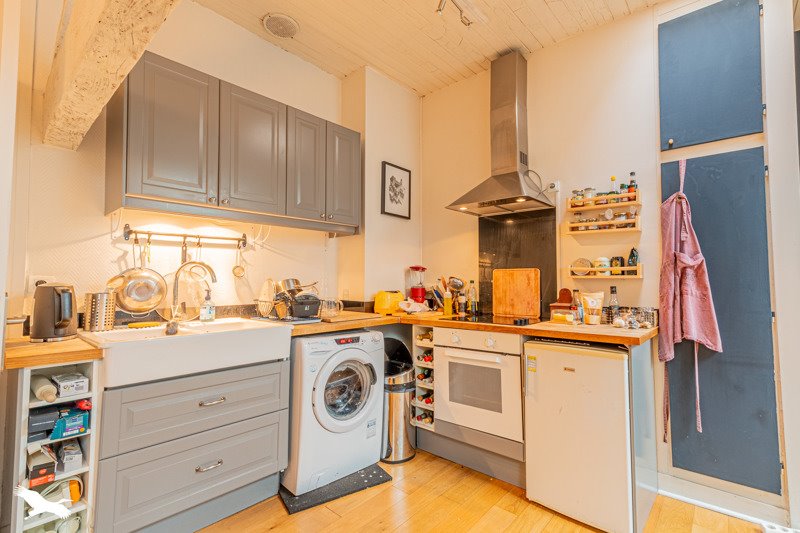 Vente Appartement BORDEAUX - 2 pièces -49 m² - (33000)