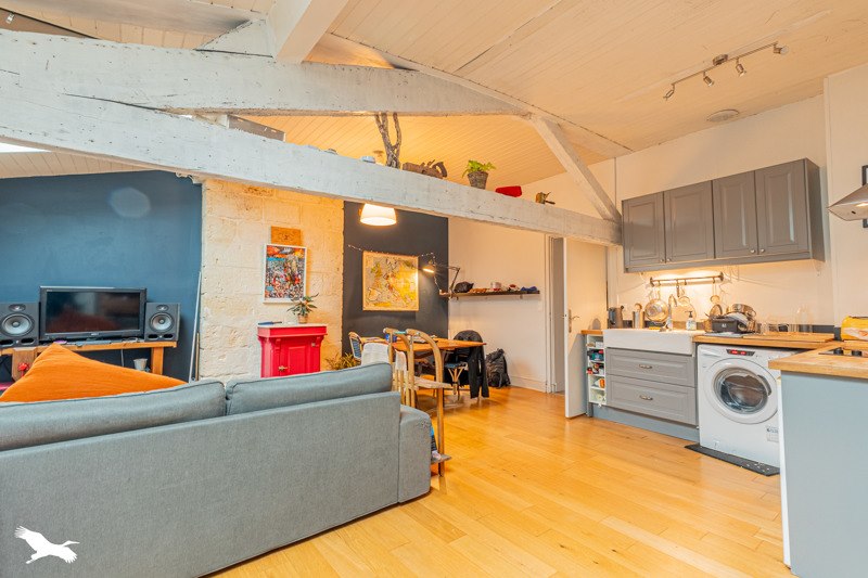 Vente Appartement BORDEAUX - 2 pièces -49 m² - (33000)