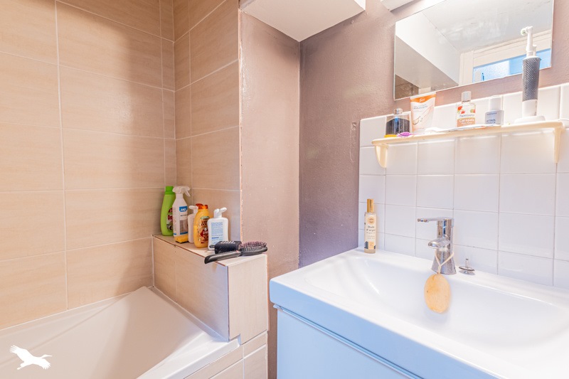 Vente Appartement BORDEAUX - 2 pièces -49 m² - (33000)