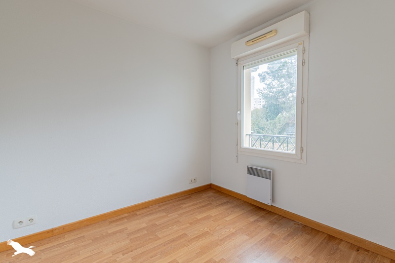 Vente Appartement BORDEAUX - 2 pièces -32 m² - (33300)