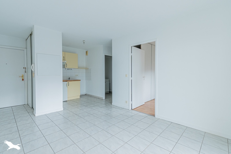 Vente Appartement BORDEAUX - 2 pièces -32 m² - (33300)