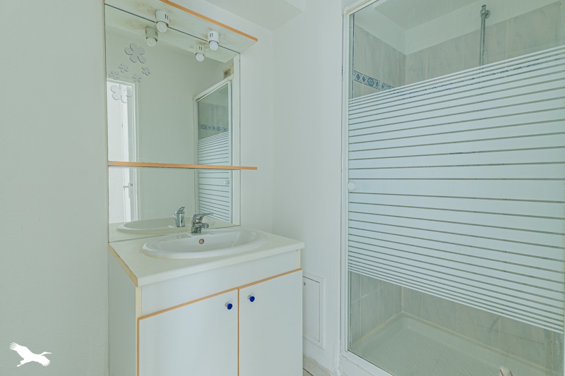 Vente Appartement BORDEAUX - 2 pièces -32 m² - (33300)