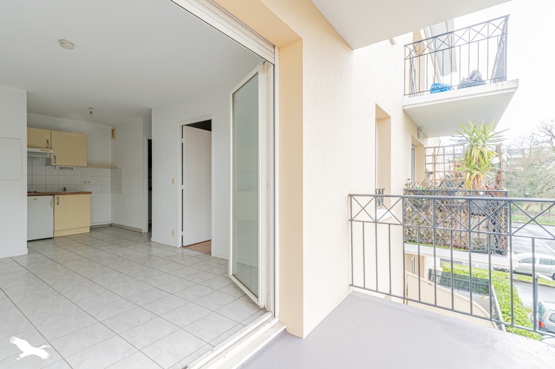 Vente Appartement BORDEAUX - 2 pièces -32 m² - (33300)