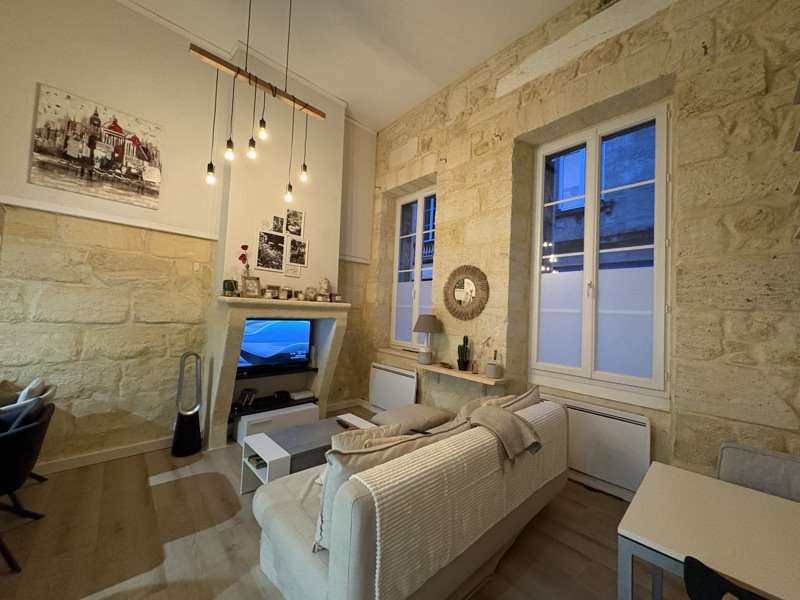Vente Appartement BORDEAUX - 3 pièces -56 m² - (33000)