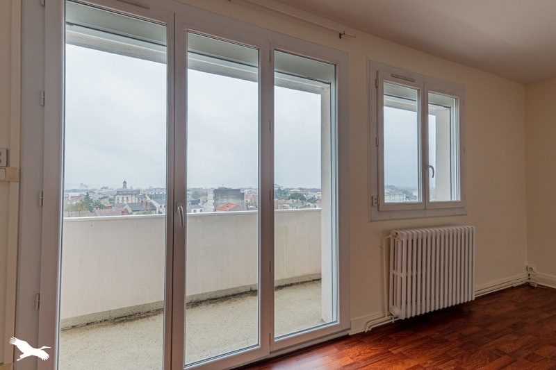 Vente Appartement BORDEAUX - 2 pièces -53 m² - (33300)
