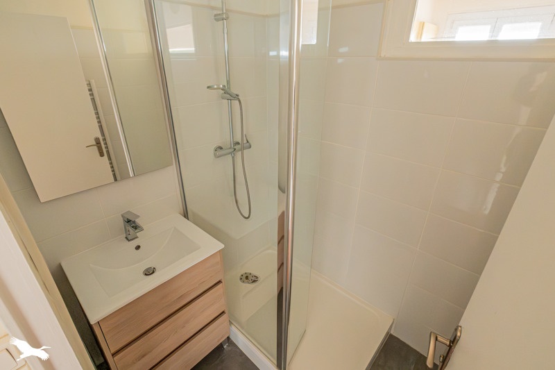 Vente Appartement BORDEAUX - 2 pièces -53 m² - (33300)