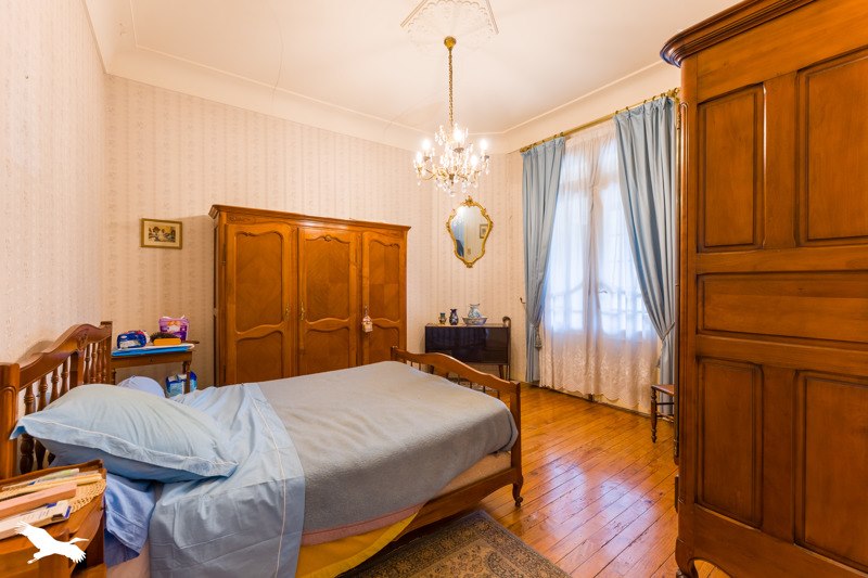 Vente Maison BORDEAUX - 5 pièces -140 m² - (33300)