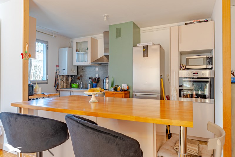 Vente Appartement BORDEAUX - 2 pièces -55 m² - (33000)