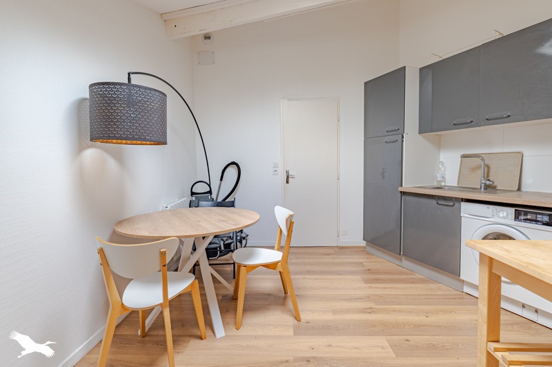 Vente Appartement BORDEAUX - 2 pièces -32 m² - (33300)