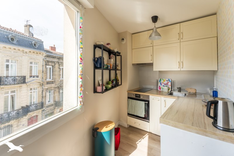 Vente Appartement BORDEAUX - 2 pièces -43 m² - (33000)