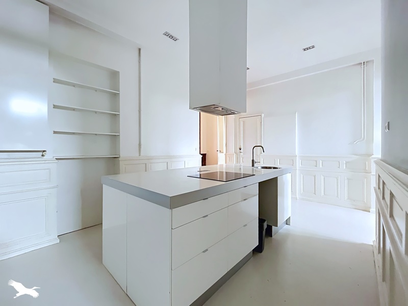 Vente Appartement BORDEAUX - 5 pièces -134 m² - (33300)