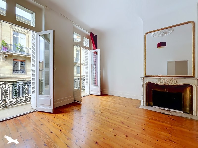 Vente Appartement BORDEAUX 33300 5 pièces - 134 m²