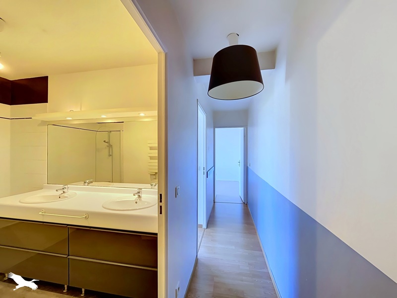 Vente Appartement BORDEAUX - 3 pièces -99 m² - (33300)