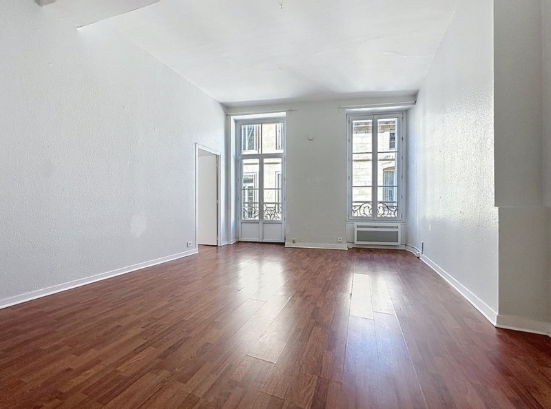 Vente Appartement BORDEAUX - 2 pièces -44 m² - (33300)