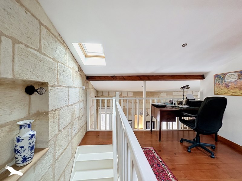 Vente Immeuble Bordeaux - -  200 m² - (33000)