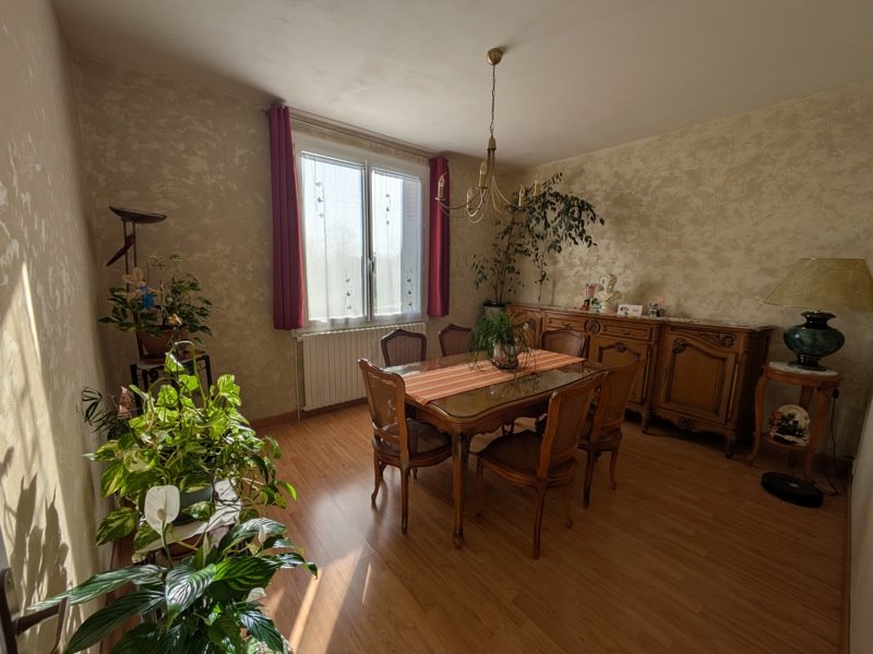 Vente Maison CIVRAY - 5 pièces -126 m² - (18290)