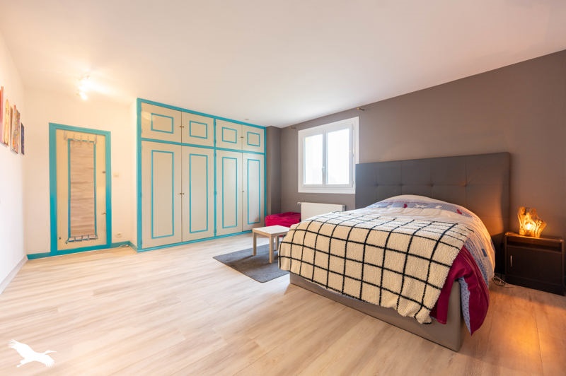Vente Maison ST FLORENT SUR CHER - 7 pièces -327 m² - (18400)