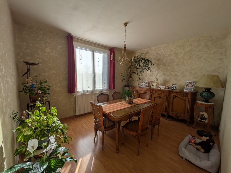 Vente Maison CIVRAY - 5 pièces -126 m² - (18290)