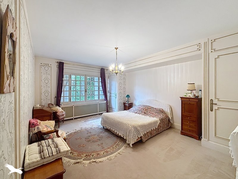Vente Maison Saint-Florent-sur-Cher - 7 pièces -205 m² - (18400)