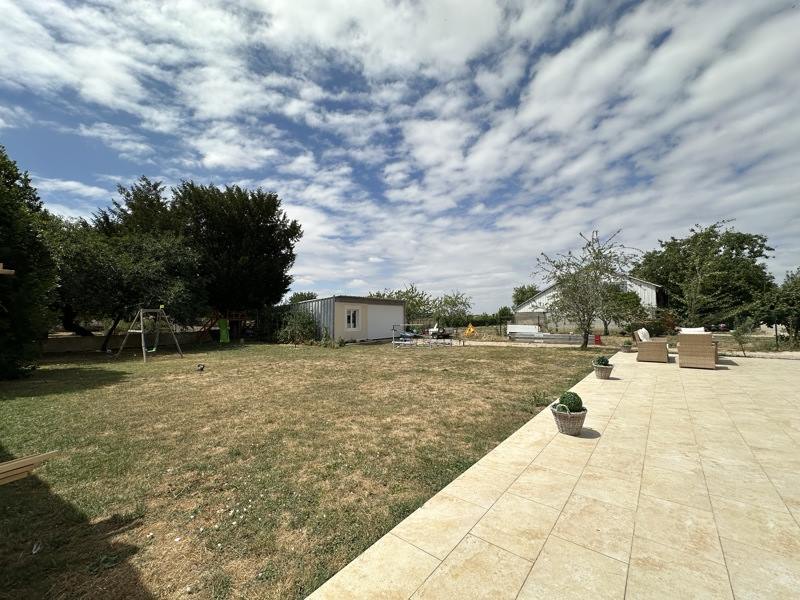 Vente Maison CIVRAY - 3 pièces -126 m² - (18290)