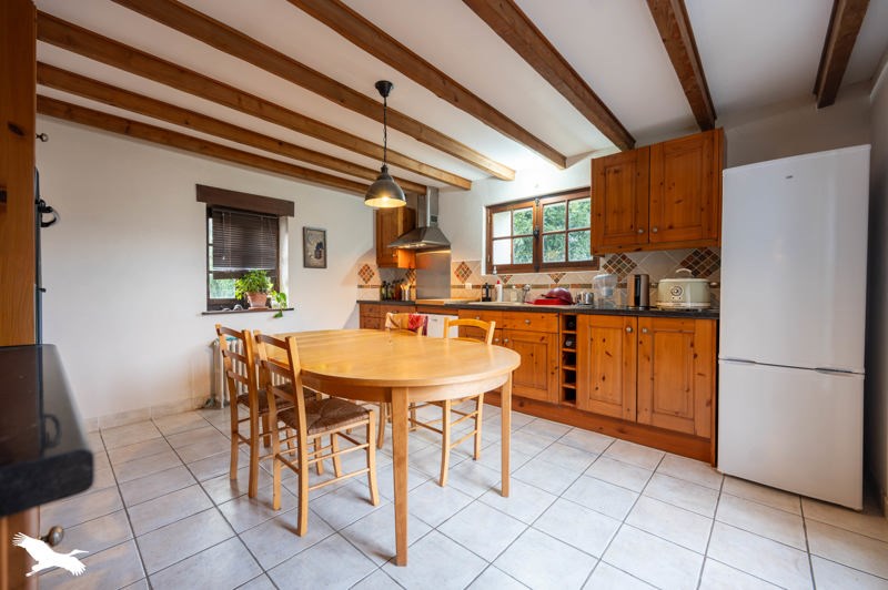Vente Maison PRIMELLES - 6 pièces -219 m² - (18400)