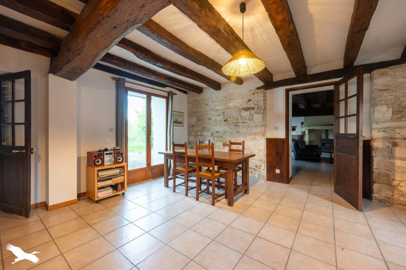 Vente Maison PRIMELLES - 6 pièces -219 m² - (18400)