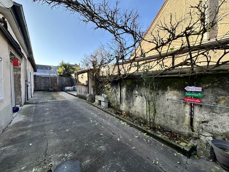 Vente Maison VILLENEUVE SUR CHER - 3 pièces -123 m² - (18400)